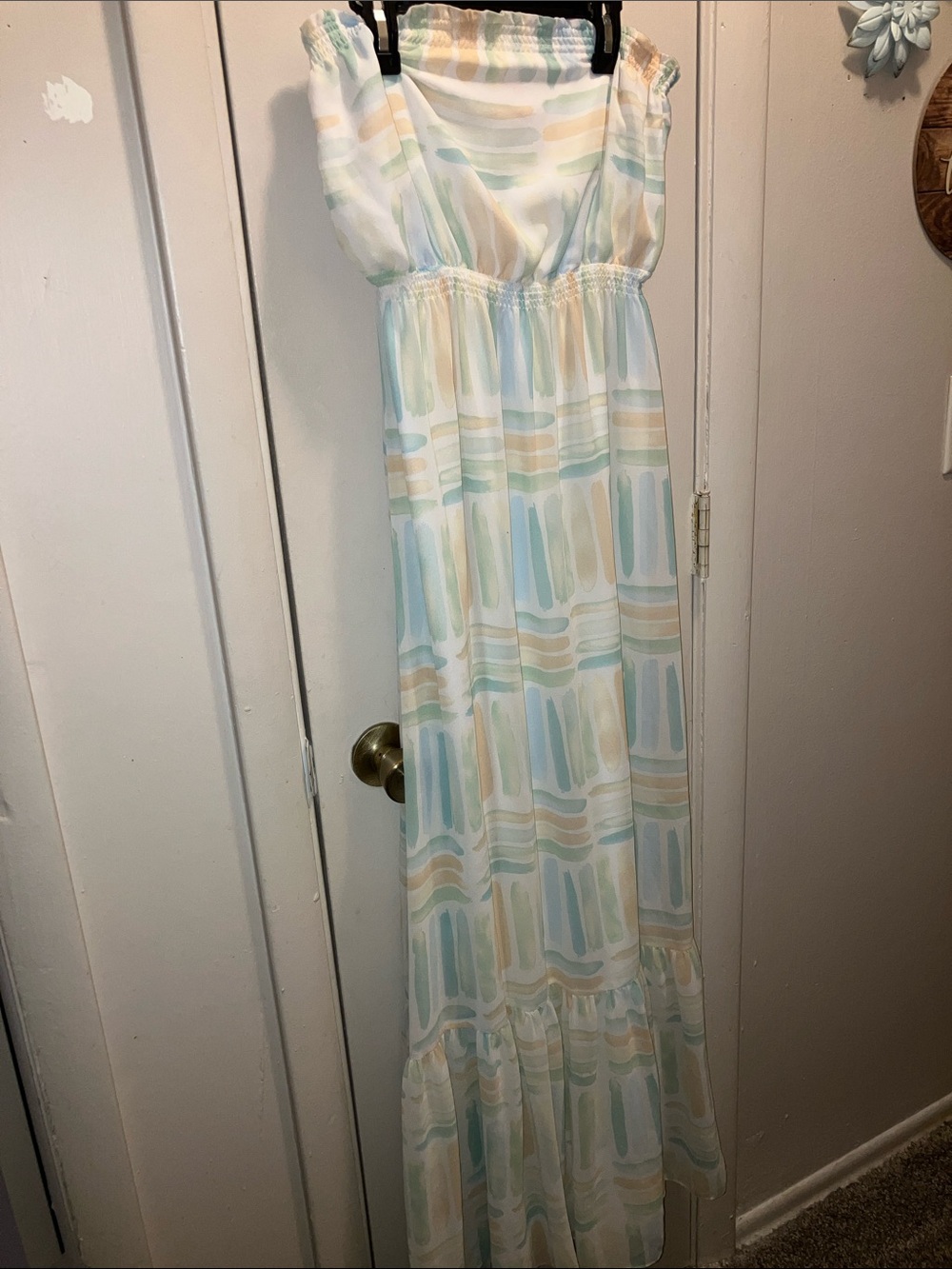 Quiksilver Pastel Blue and Cream Strapless Maxi Dress Medium Lined